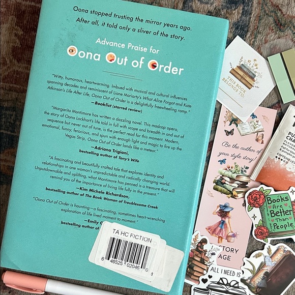 Book Gift Set, Oona Out of Order by Margarita Montimore, Fiction Sci Fi Magical - Picture 3 of 7